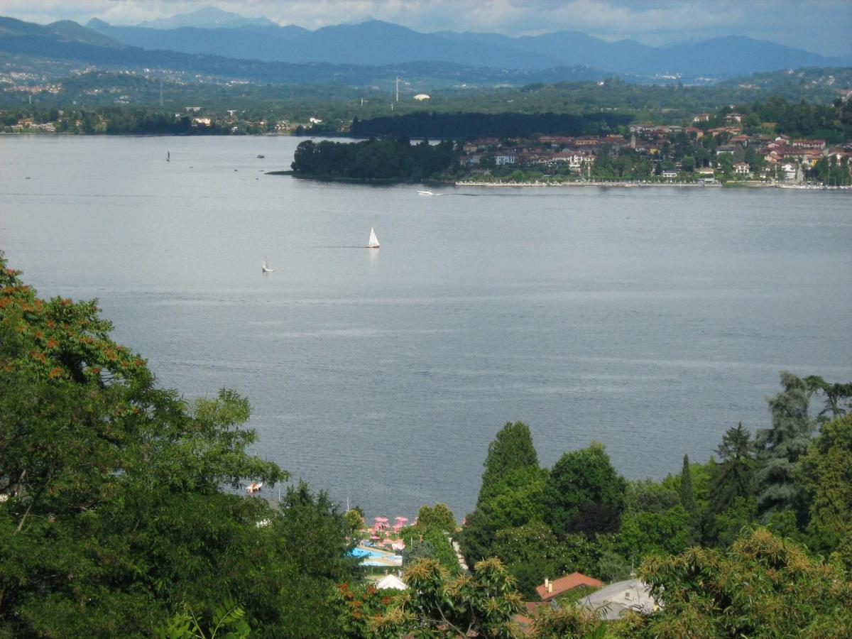 La Boretta Aparthotel Meina Esterno foto